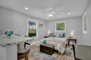 NEW Gorgeous Casita with Grill&HillCountryViews